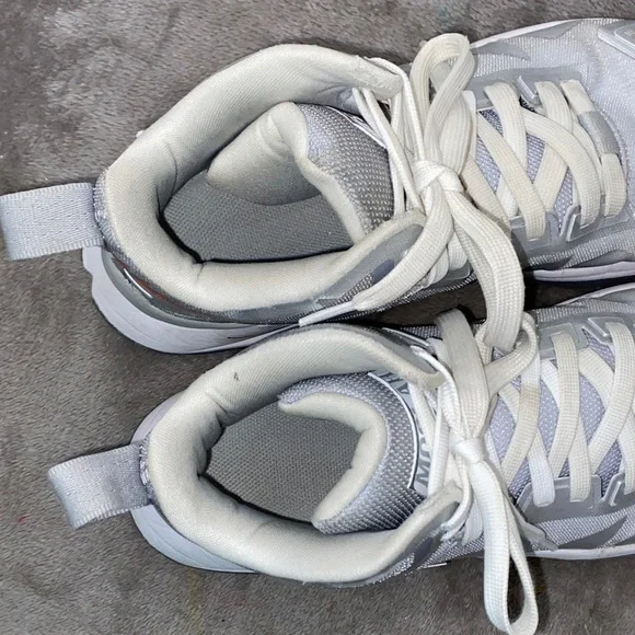 1114 Moolah Silver Double Triple Basketball Sneakers - Picture 6 of 9